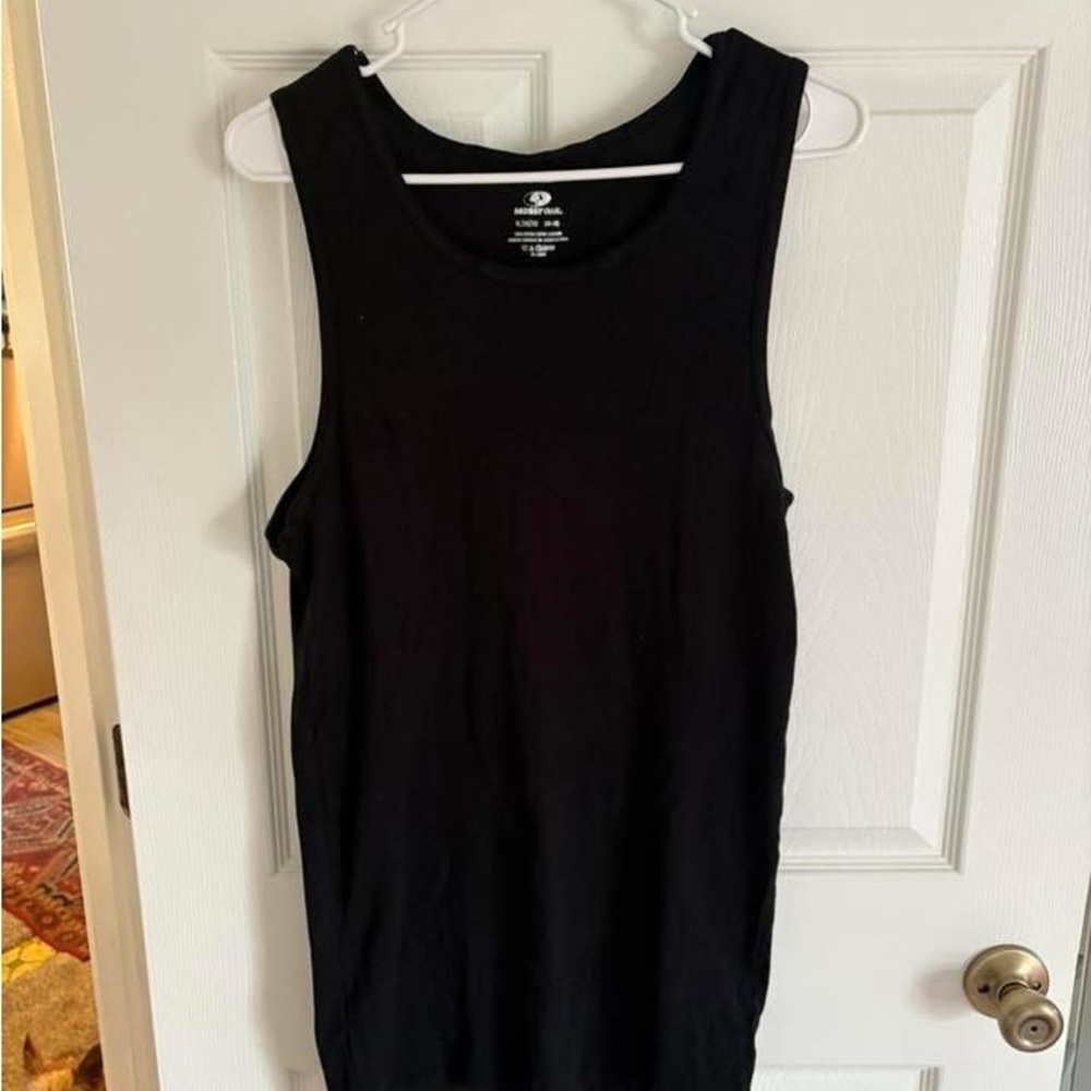 Black Sleeveless Tank Top